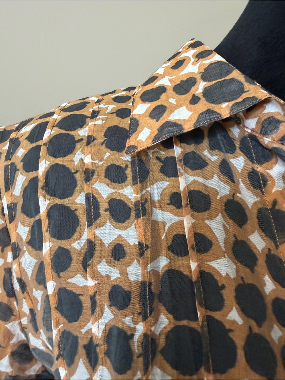 NIC+ZOE Black and Tan Printed Button-Front Blouse - Picture 5 of 12